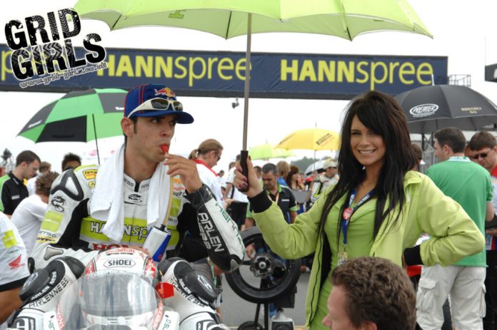 Grid Girls With Ten Kate At World Superbikes In Donington Park On June 2009 01