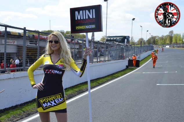 Grid Girls With Mini Challenge 2015 At Brands Hatch On 10th May 2015