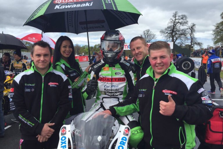 Grid Girls With Quattro Plant Kawasaki At Oulton Park For British Superbikes On 2nd May 2016